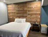 The Symphony Inn & Suites Hotels in Missouri City