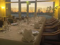 Thorhallen - Jels kultur & sportscenter Hotels in Rødding