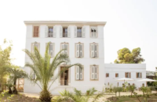 La Bâtisse en Blanc