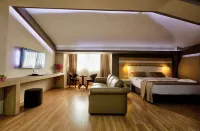 Arus Hotel - 3-Star