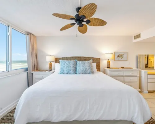 Wow Oceanfront Views 2BR-2BA Condo Ponce Inlet King Suite, Pool & Stunning Views Hotels in Ponce Inlet