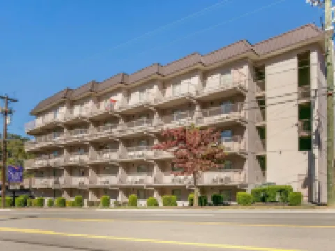 Sleep Inn & Suites Near Sports World Blvd Hotels near Gatlinburg TN