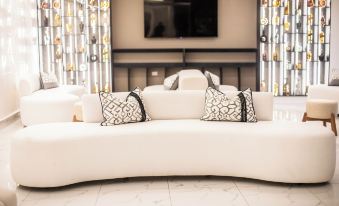 Lovera Hotel