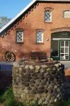 Wonderful apartment "Gute Stube" in a rural location Hotels near Kirchhammelwarden