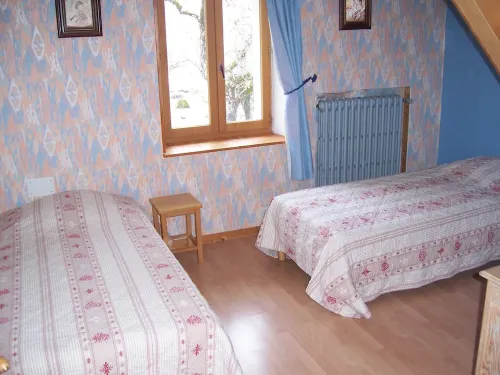 Gite at the heart of the listed site of the 7 lakes and the Cascades of Herisson Hôtels à : Le Frasnois