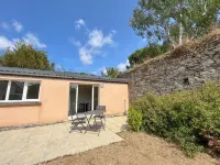 Loft Lumineux Hotels in Treguier