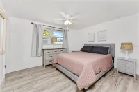 Lemon Bay Getaway: Beach Access & Pool Fun!
