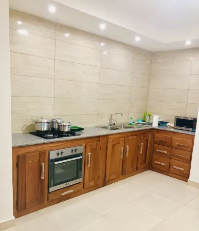 Appartement de Luxe Cotonou, Benin Отели рядом с достопримечательностью «Fidjrosse Beach»