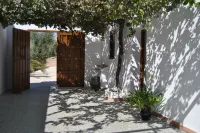 Villa 230m2, 4 modern bathrooms, swimming pool, 80km view, 3 terraces, heating. central Hotels in Iznajar