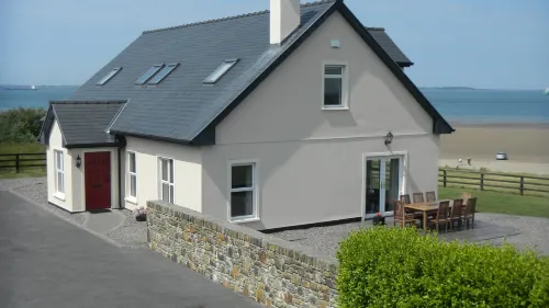 Stunning Beachfront Cottage  Ballybunion