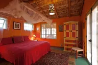 El Encanto - Artful Luxury in a Rustic Setting by the Sea