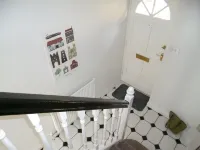 Modern Townhouse In The Heart Of Historic Beverley