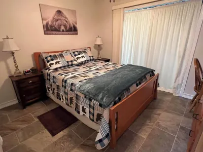 Moutain Top Condo close to Pigeon Forge Gatlinburg & National Park. Pet Friendly