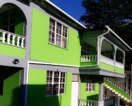 Large 2 Bedroom 2 Bathroom Apartment #4 in Roseau. Bus stops right in front! Hotels in Loubiere