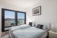 Villa Ocean view 1, unlimited sunsets with view to the harbour Marina Frappa