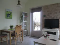 House, with great views over water and farmland, 10 min to Amsterdam