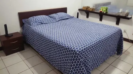 House located 200 m from the beach, leisure area, restaurants, bars and shops