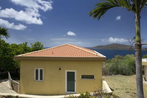 Fall in love with Cottage Adore!