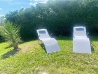 Gîte 4/5p, 2 bedrooms, private garden, shared pool