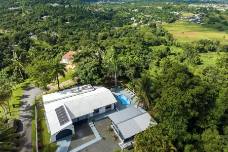 5 Bd Mountain Villa with Pool & Panoramic views Río Grande PR