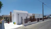 Nira Beach House Eleganc & Charm exclusive pool and sea view