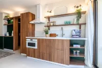 T3 center near beach with private parking