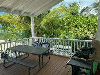 Beautiful villa West with pool- 5 minutes to Gracebay beach