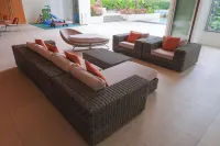 Spacious 2 Bedroom in BGC with Smart TV & Fast Wifi! Across High Street and Aura