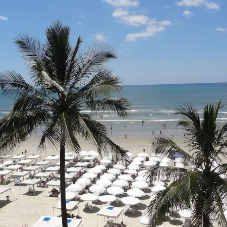 Excellent 135 m2 apartment 70 m from the sea, with electric barbecue and Wi-Fi