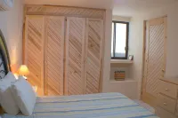 Tranquil and Relaxing Beachfront Condo with Exceptional Views!