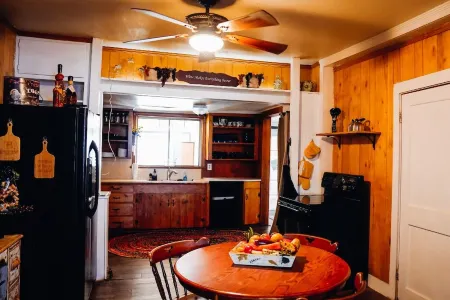 Just minutes from EVERYTHING! Lots of amenities.