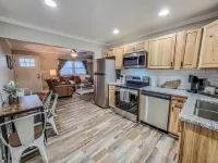 Charming condo w/Stunning Mountain Views near Downtown WJ - WiFi