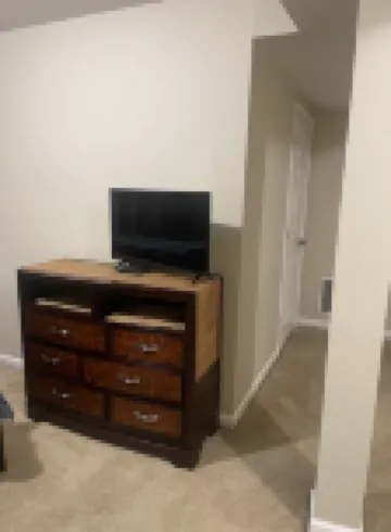 Large bedroom with full bath and walk in closet