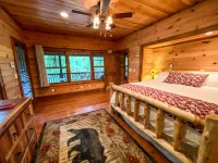 Luxury Cabin in the Woods Hotels near Bartram Trail: Wallace Branch to William's Pulpit