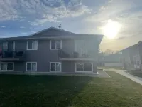 Lovely 2 Bedroom apartment Hotels in Camrose