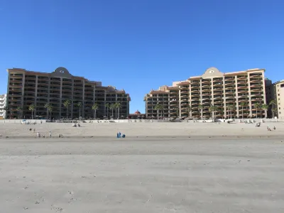 Sonoran Sea 612W Beach Front with Special Amenities Hotels near Bodega Aurrera
