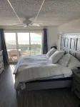 Welcome to Paradise! Breathtaking Ocean Front -Top Floor Condo - Balkon