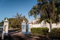 Private Villa with Pool, 7 Minutes from Grand Anse Beach & Must-Visit Spots