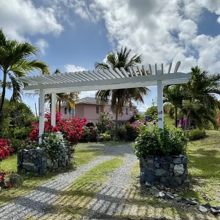 Gated Neighborhood with Sandy Beach