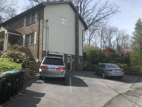 Downtown Nice Apartment with Parking