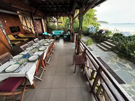 Waterfront villa with live-in staff!