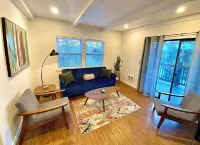 Freshly Remodeled Modern Mountain Getaway, Central Location in Summit County