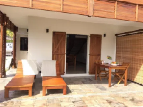 Petit Morne Cottage pool, sea view and surfing CR2