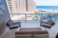 Owner Discounted Rate -- Flawless Condo with Luxurious Patio & Outdoor TV! Hotels near The Seashell Museum