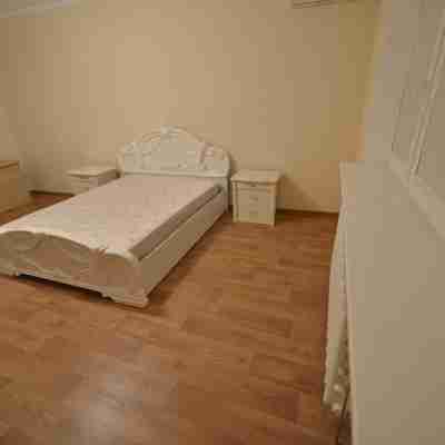 1-room apart 49 sq.m. in a 20 storey new house near the metro station "Poznyaki" Rooms