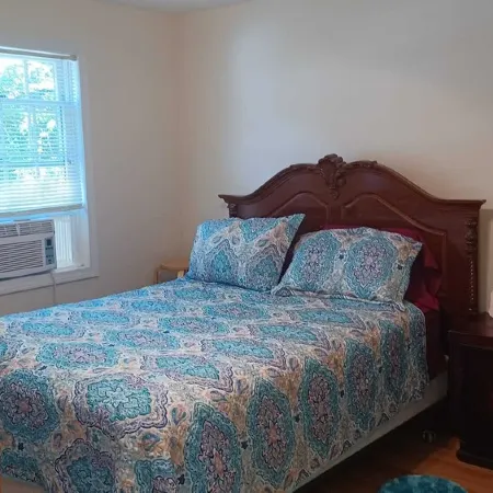 Perfect Lakefront Getaway ~ Beautiful Private Setting!