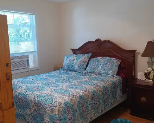 Perfect Lakefront Getaway ~ Beautiful Private Setting! Hotels in Dedham