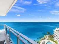 Charming 2-bedroom corner deluxe condo in Cupecoy with ocean and sunset view