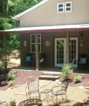Porter’s Cottage in the Woods... Near Dollywood & National Park!
