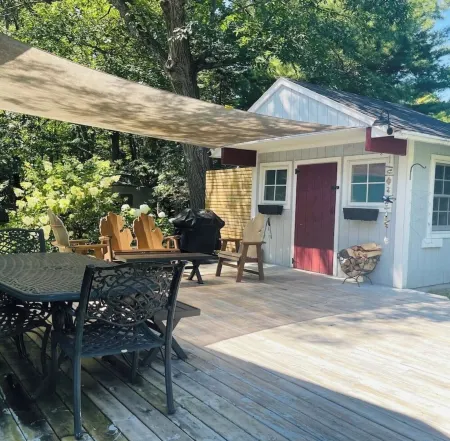 Northern Retreat in the Heart of Indian River! Отели рядом с достопримечательностью «Заказник Хилднер-Бирс»